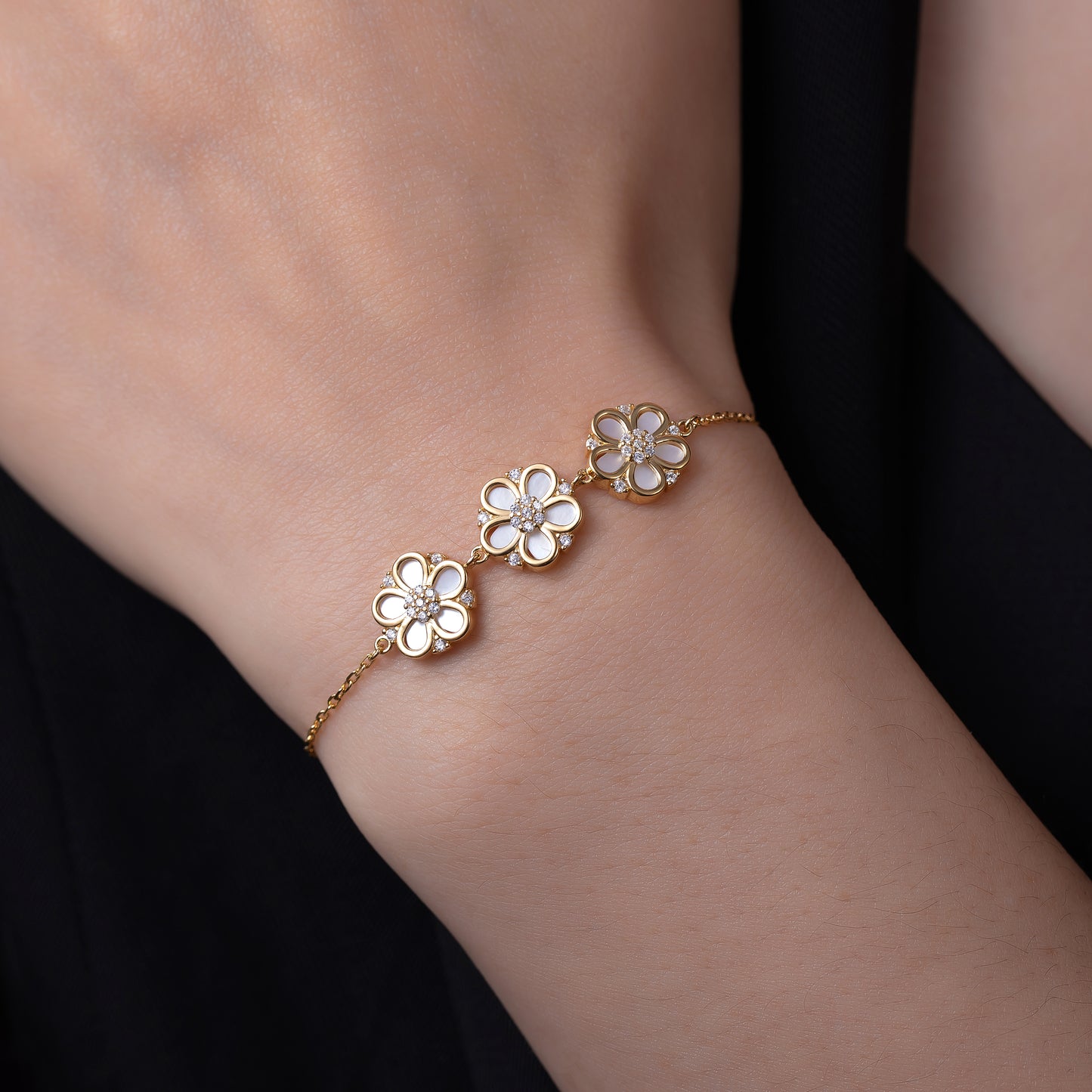 Jasmine Glow Bracelet