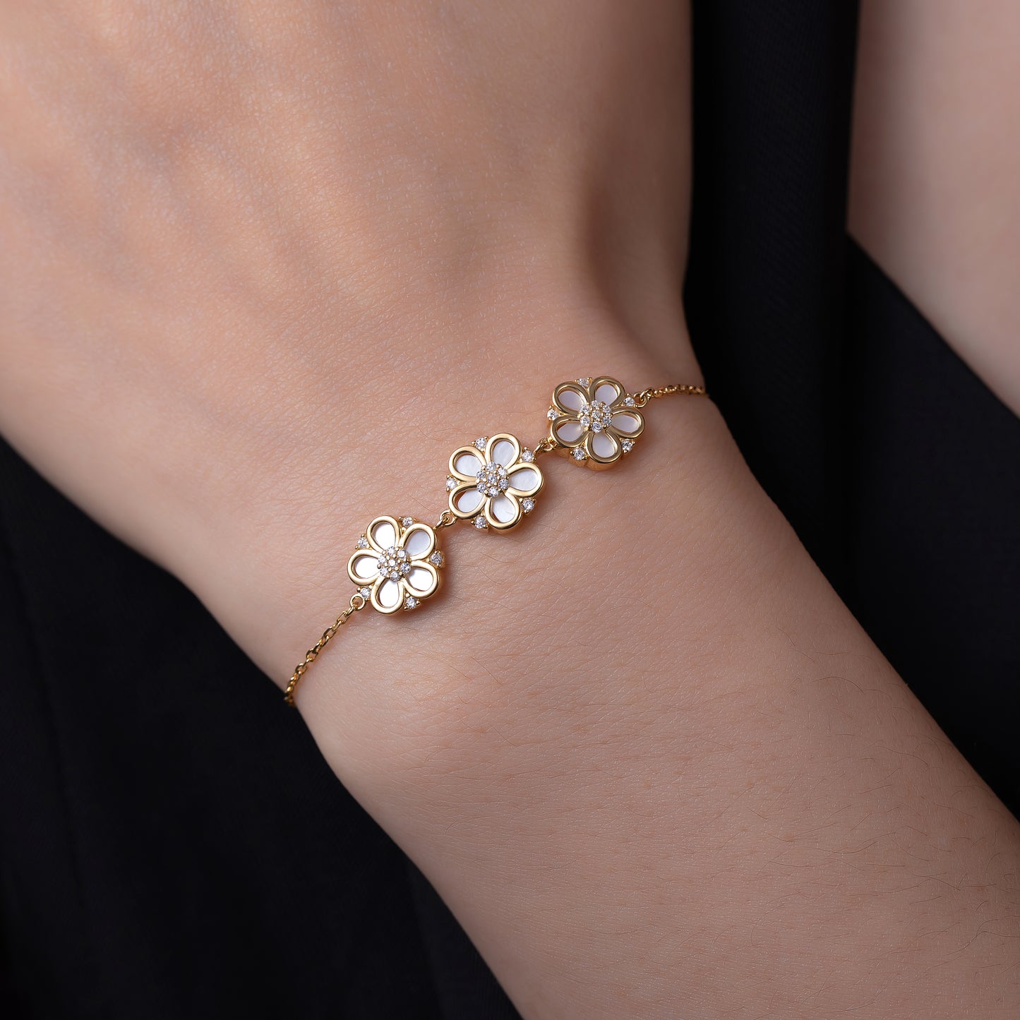 Jasmine Glow Bracelet