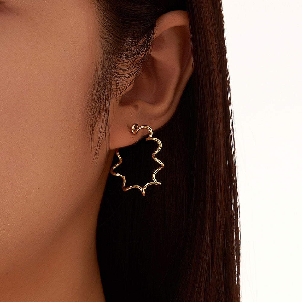 Funky Gold Star Earring