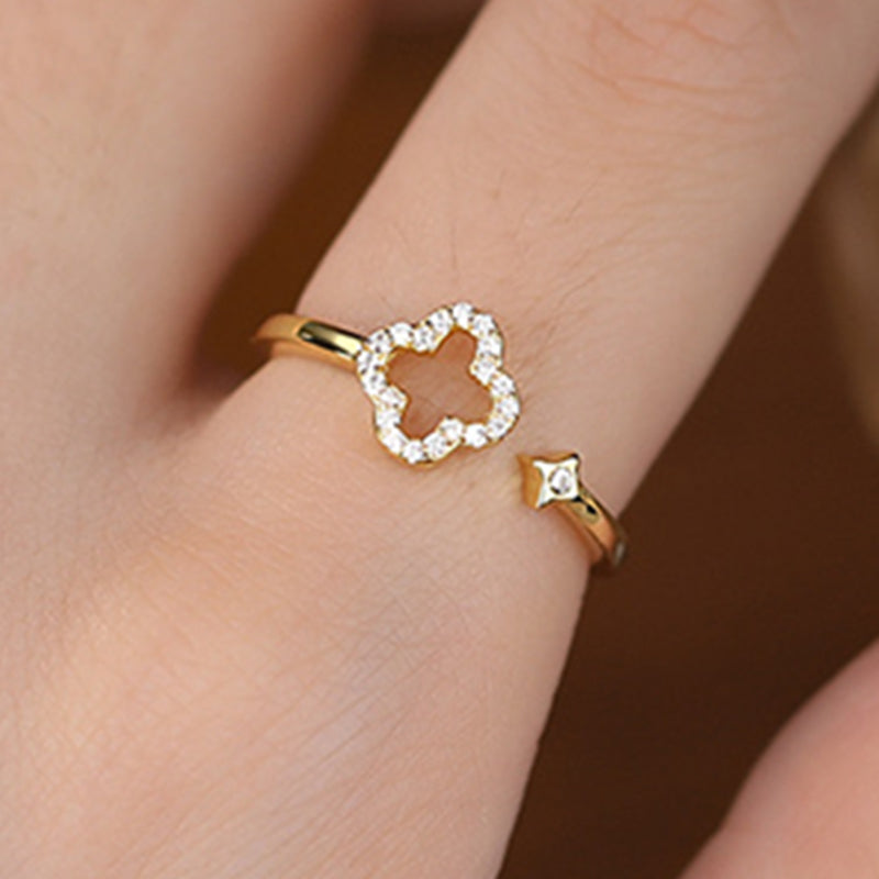 Four Leafed Clover Star Ring